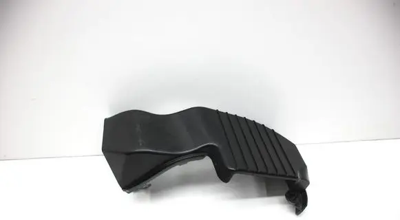 Porsche Macan (95B) Air intake duct part 95B317017