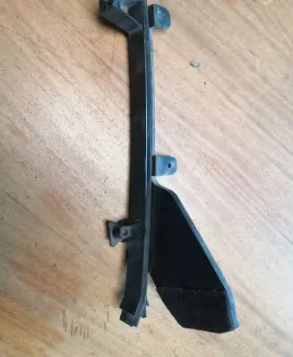 Ford Ecosport Front door window/glass frame CN15N223A06AE