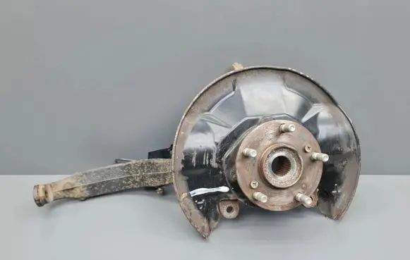 Front wheel hub