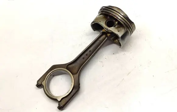 BMW 1 E81 E87 Piston with connecting rod 7533064
