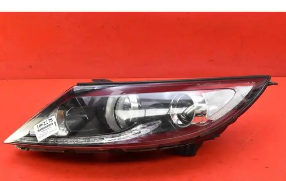 KIA Sportage Headlight/headlamp 921013U250