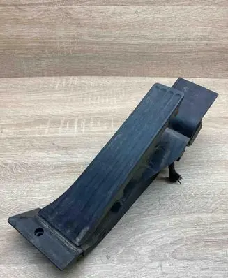 BMW 3 E90 E91 Accelerator throttle pedal 6772646