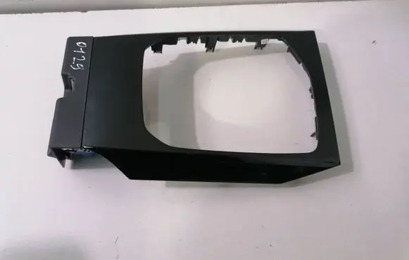 BMW 3 G20 G21 Other center console (tunnel) element 6807239