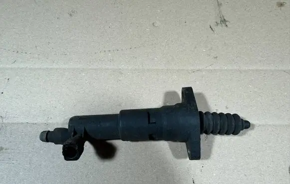 Mitsubishi Colt Clutch slave cylinder A4542570379