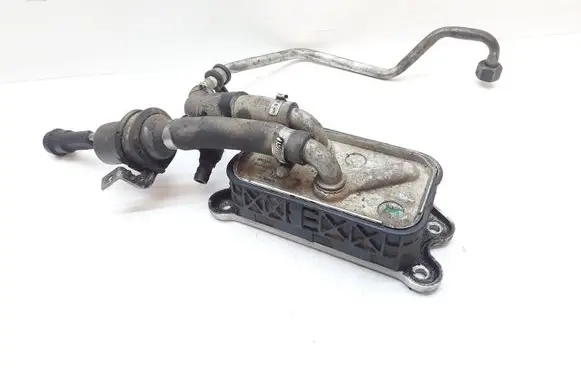 Volvo XC90 Engine oil radiator 30622090