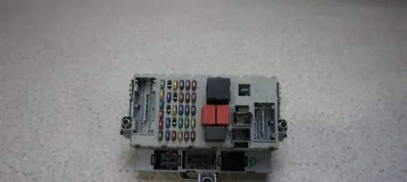 Fiat Punto (188) Fuse module 46774357 46774357NPL
