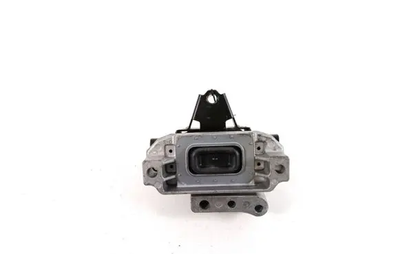 Mitsubishi Eclipse Cross Engine mount bracket 1091A336