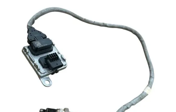 Volkswagen PASSAT B8 Lambda probe sensor 04L907805EQ SNS0952A A3C0005080002