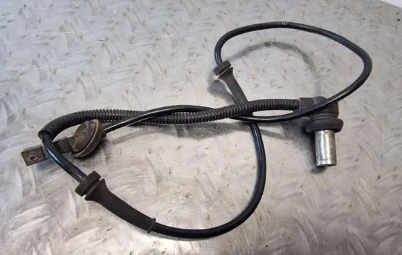 Audi A4 S4 B5 8D ABS brake wheel speed sensor 8D0927803