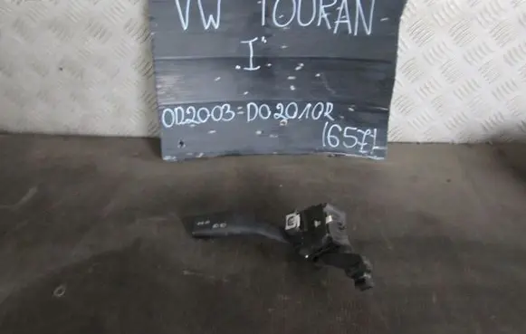 Volkswagen Touran I Indicator stalk 1K0953513