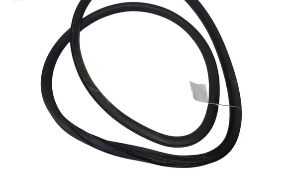 Volvo V40 Front door rubber seal 