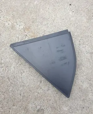 Citroen Berlingo Front door glass trim molding 9817691477