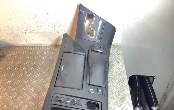 Lexus RX 450H Center console control module 5880348020 GN62112750 5560448030
