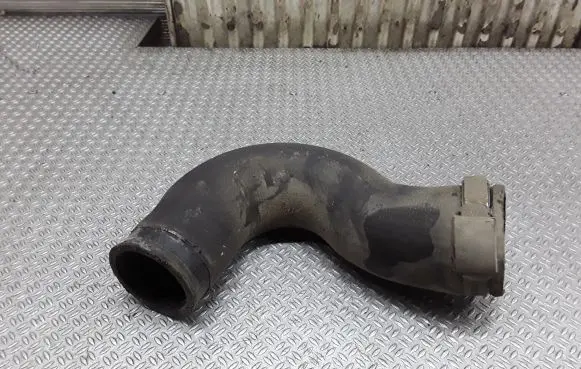 Intercooler hose/pipe