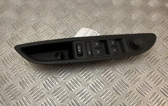 Buick Encore I Electric window control switch 95025518