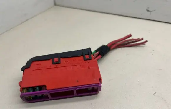 Audi Q7 4M Fuse module 8K0941824B