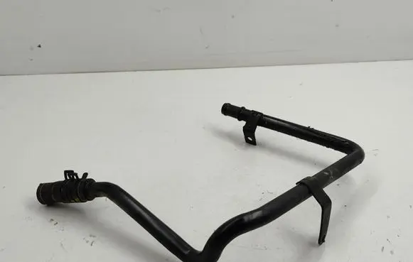 Audi A4 S4 B7 8E 8H Engine coolant pipe/hose 059121065