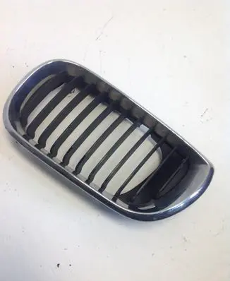 BMW 3 E46 Front bumper upper radiator grill 51137072129 511370305490