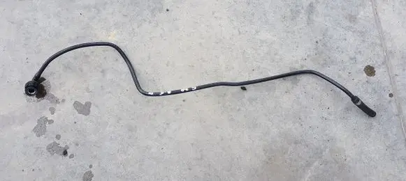 BMW X5 E70 Fuel line pipe 