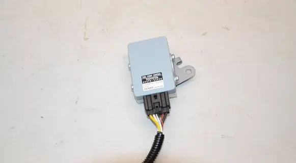 Toyota RAV 4 (XA40) Fuel injection pump control unit/module 8957042030 1049935240 10894