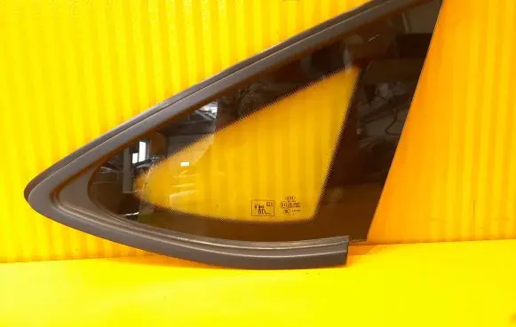 Audi A7 S7 4G Rear side window 4G8845300