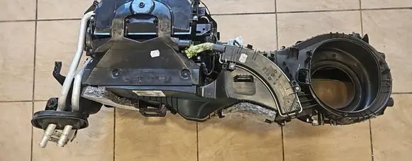BMW 1 F20 F21 Interior heater climate box assembly 