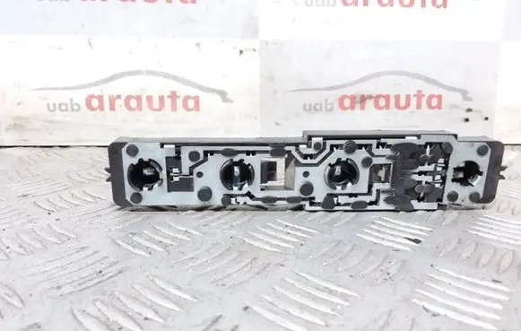 Tail light part