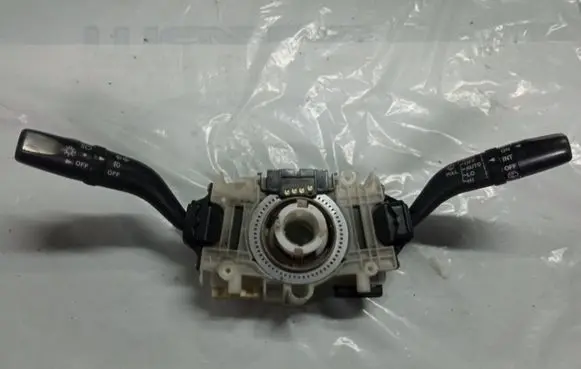 Mazda CX-9 Wiper turn signal indicator stalk/switch TD1317G143