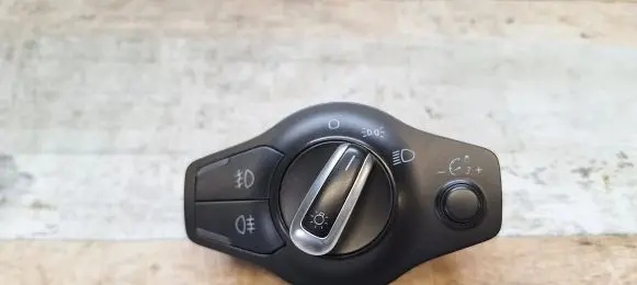 Light switch