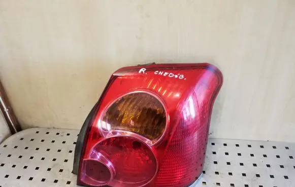 Toyota Avensis T250 Rear/tail lights