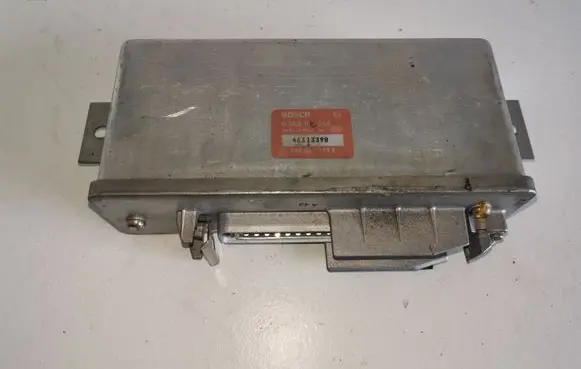 Audi 80 90 S2 B4 ABS control unit/module 0265100056 4A0907379A