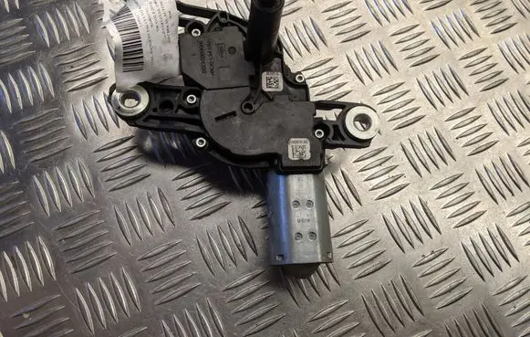 Volkswagen Golf VII Rear window wiper motor 5G0955711