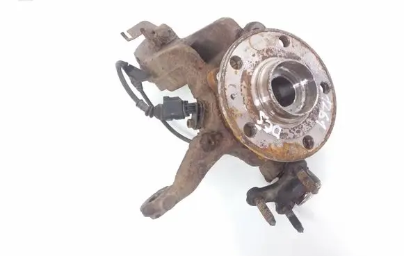 Front wheel hub spindle knuckle