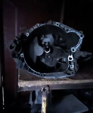 Manual 5 speed gearbox