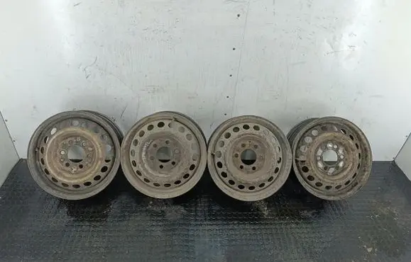 Mercedes-Benz Sprinter W906 R16 steel rim 