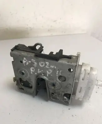 Audi A3 S3 8L Front door lock 8L1837016A