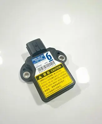 Toyota Auris 150 ESP acceleration yaw rate sensor 8918348030