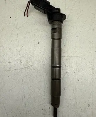 Audi A6 S6 C6 4F Fuel injector 059130277AB