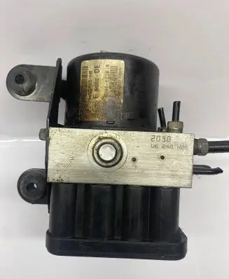 Ford C-MAX I ABS Pump 3M512C405HB