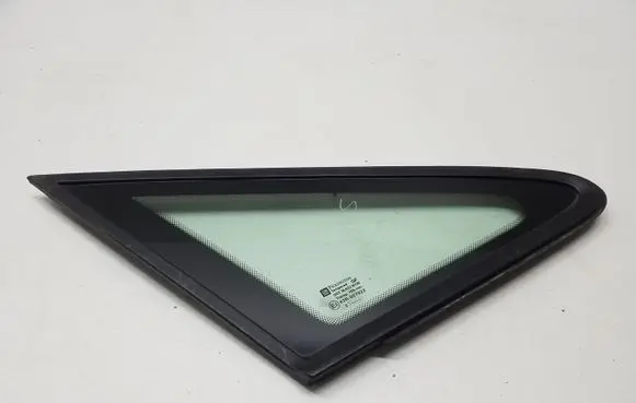 Opel Zafira A Front triangle window/glass 09175404