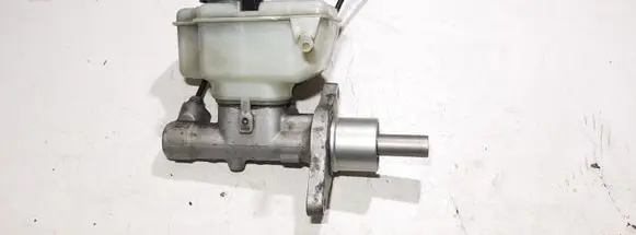 Volkswagen Golf V Master brake cylinder 03350886351