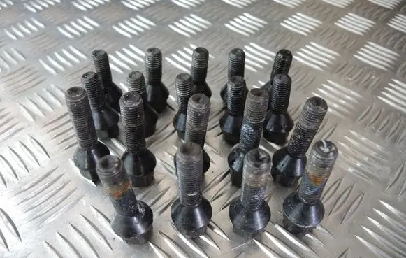 BMW 6 E63 E64 Nuts/bolts 