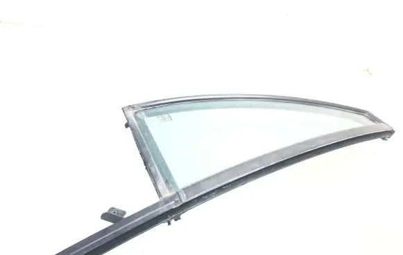 Volvo XC90 Rear vent window glass AS2