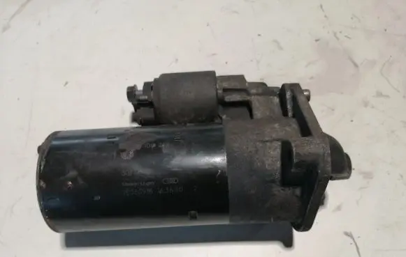 Volvo V70 Starter motor 30724473