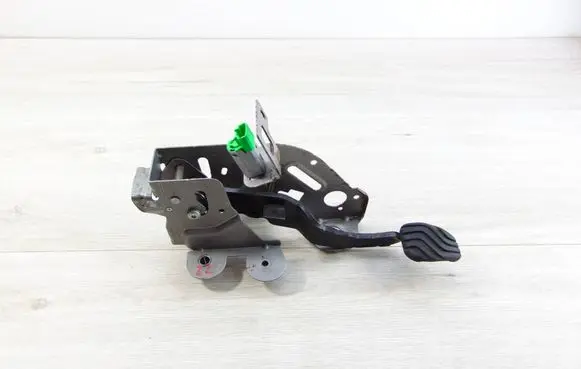Renault Megane IV Brake pedal 465013420R