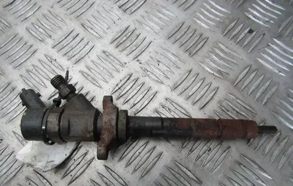 Volvo V50 Fuel injector 0445110259 328480