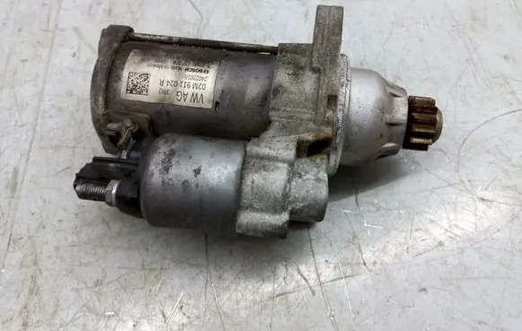 Volkswagen Jetta VI Starter motor 02M911024R