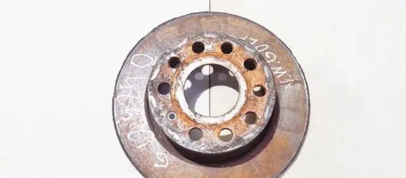 Volkswagen Golf VI Rear brake disc neventiliuojamas