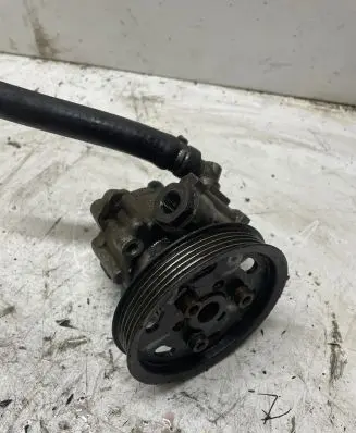 Volkswagen PASSAT B5 Power steering pump