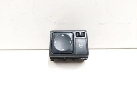 Nissan Murano Z50 Wing mirror switch 6X05J